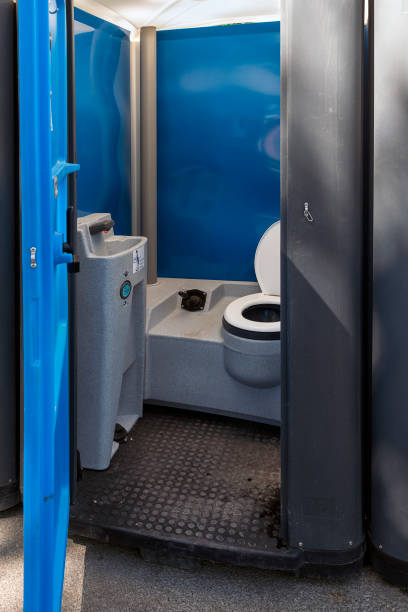 Affordable portable toilet rental in Semmes, AL